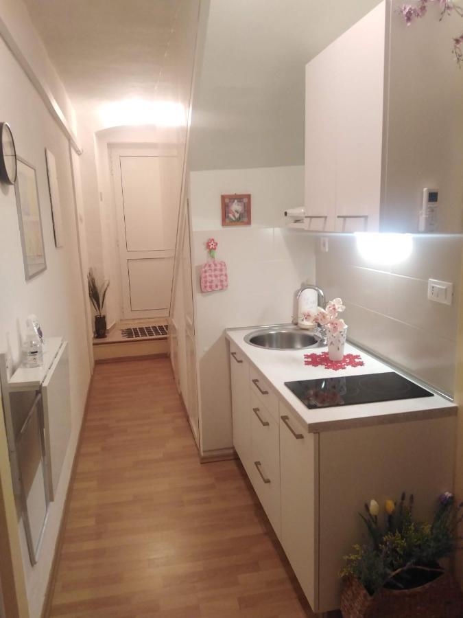 Apartment Nada Povlja  Extérieur photo