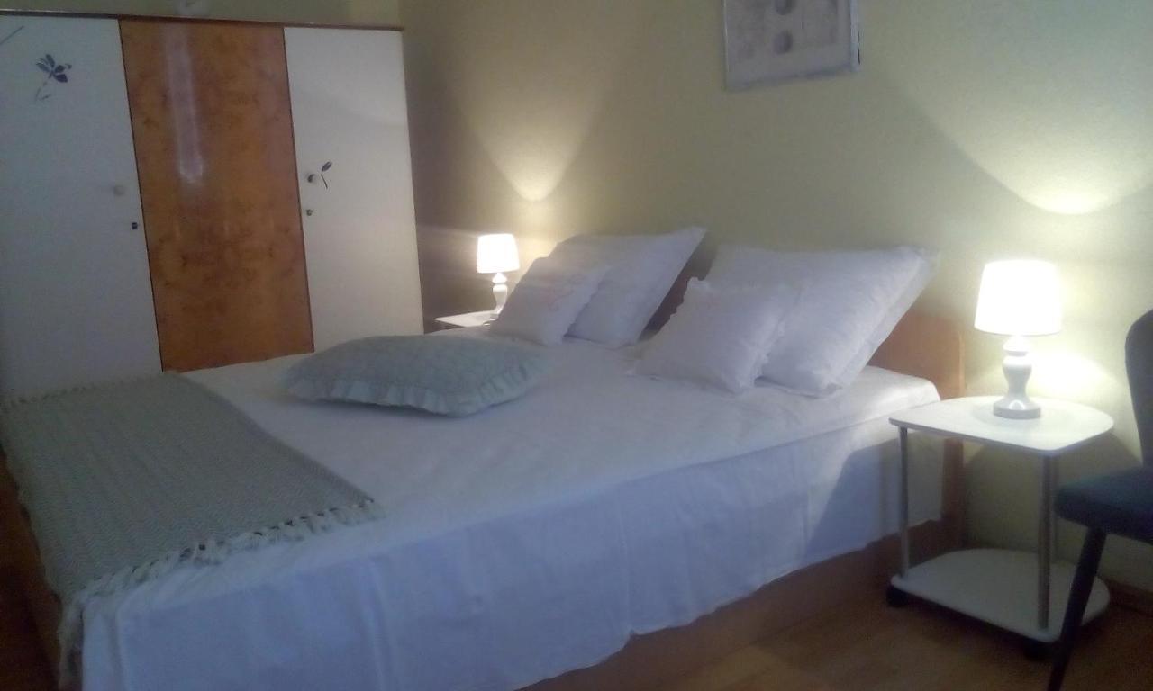 Apartment Nada Povlja  Extérieur photo